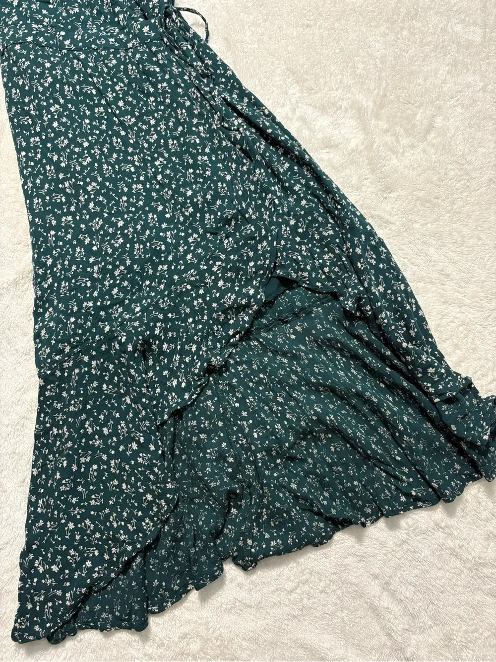 Abercrombie & Fitch Forest Green Floral Wrap Midi Dress - Picture 4 of 6